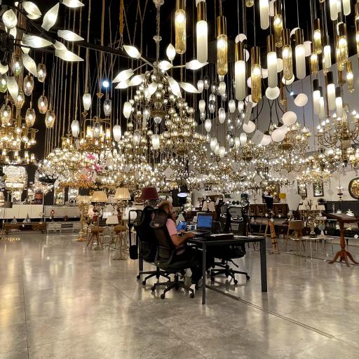 عکس فروشگاه کی ان دی دکور