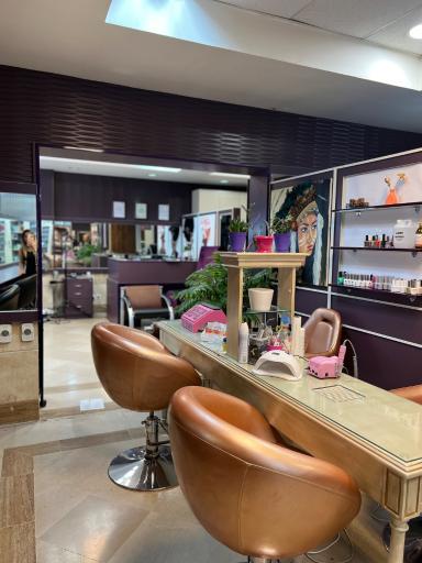 عکس آموزشگاه و سالن زیبایی دنیز