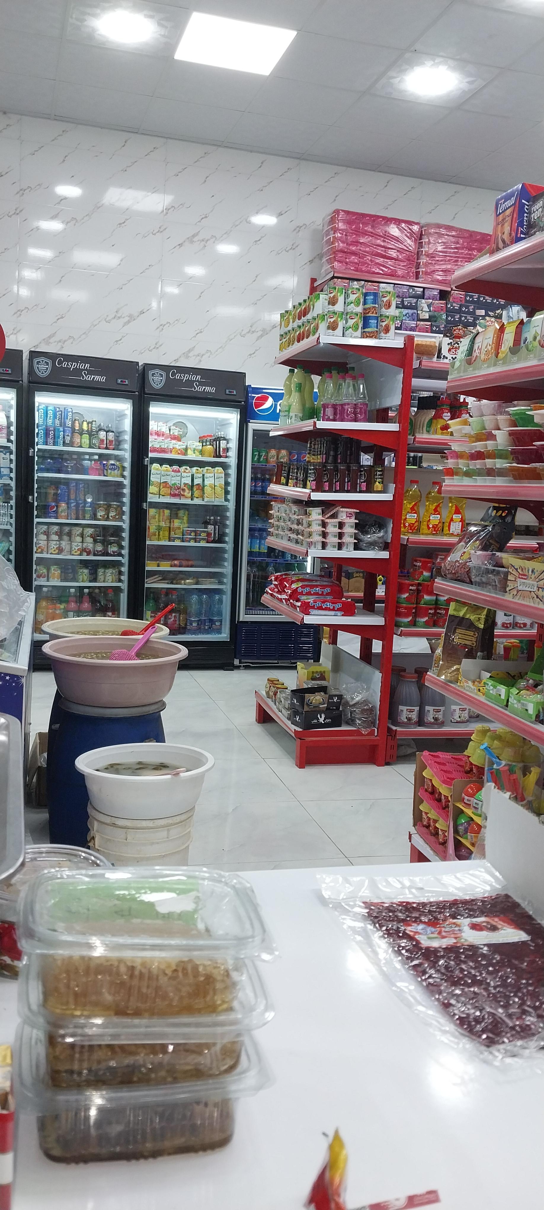 عکس هایپرمارکت محسنی