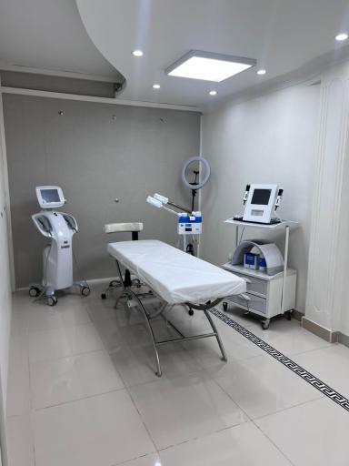 عکس کلینیک زیبایی و لیزر مهرنا