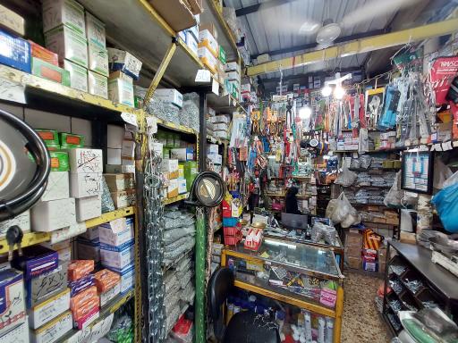 عکس پیچ و مهره فروشگاه حسن آباد