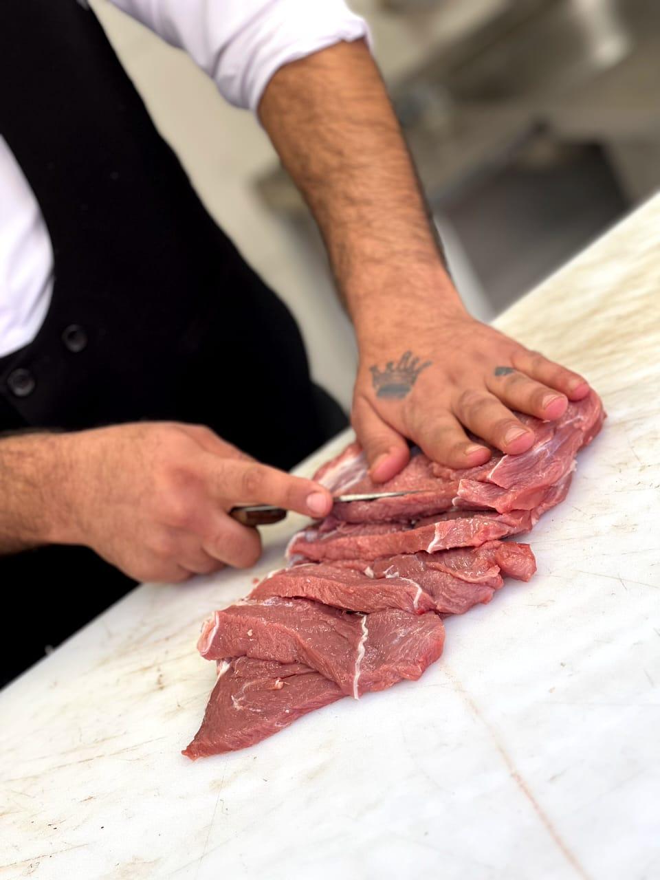 عکس آریا گوشت