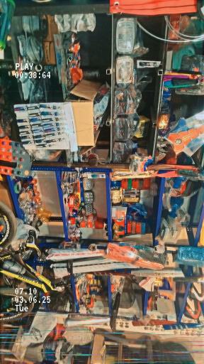 عکس تعمیر گاه دوچرخه و موتور شاهرخ