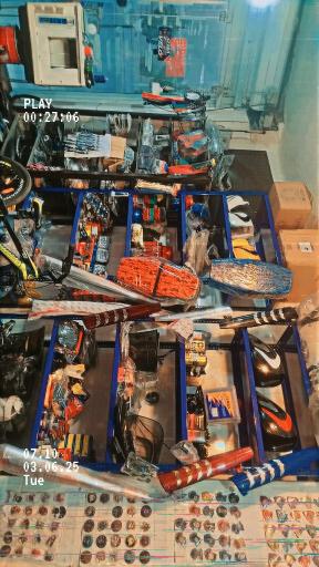 عکس تعمیر گاه دوچرخه و موتور شاهرخ