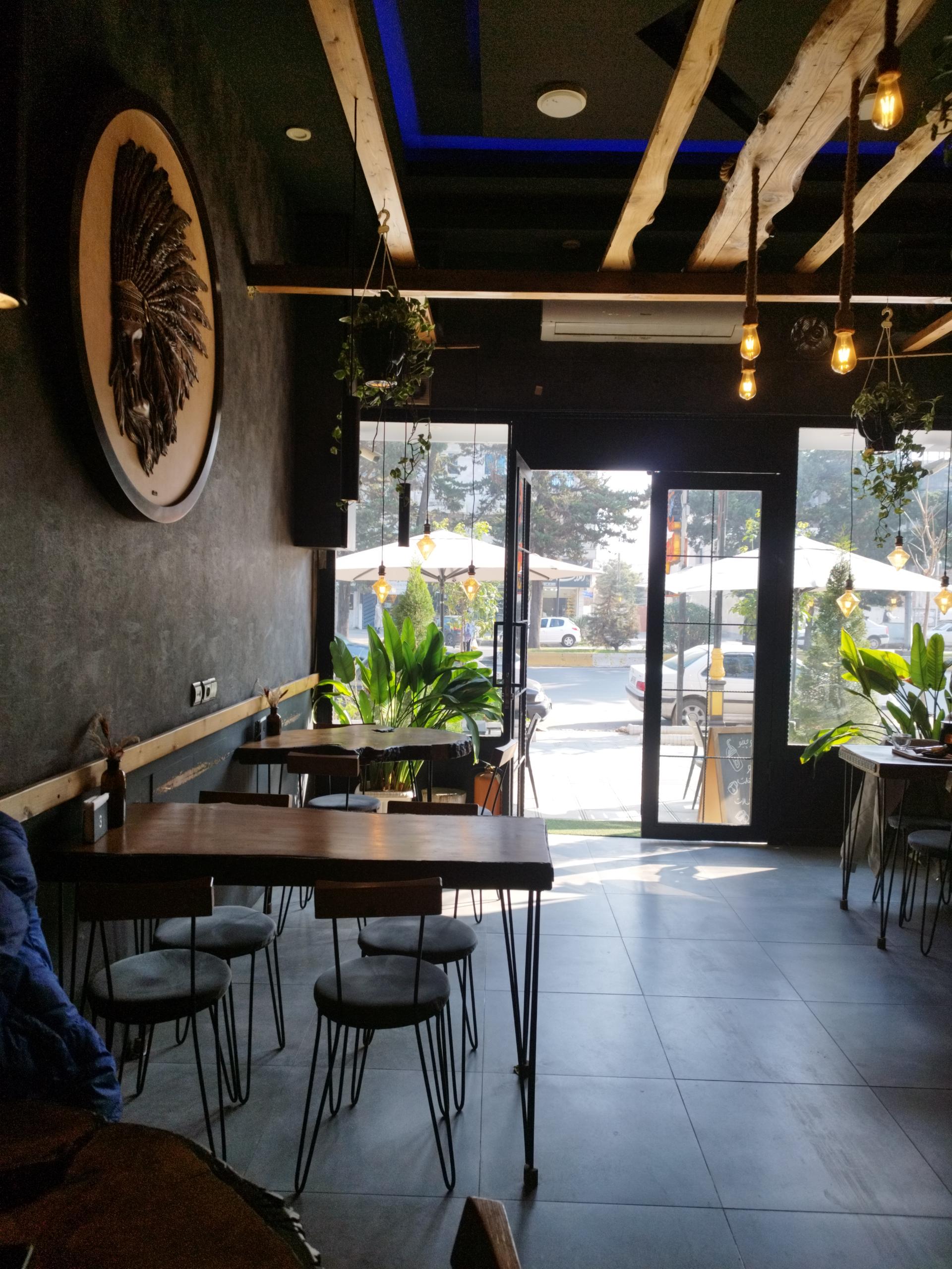 عکس کافه داتیس