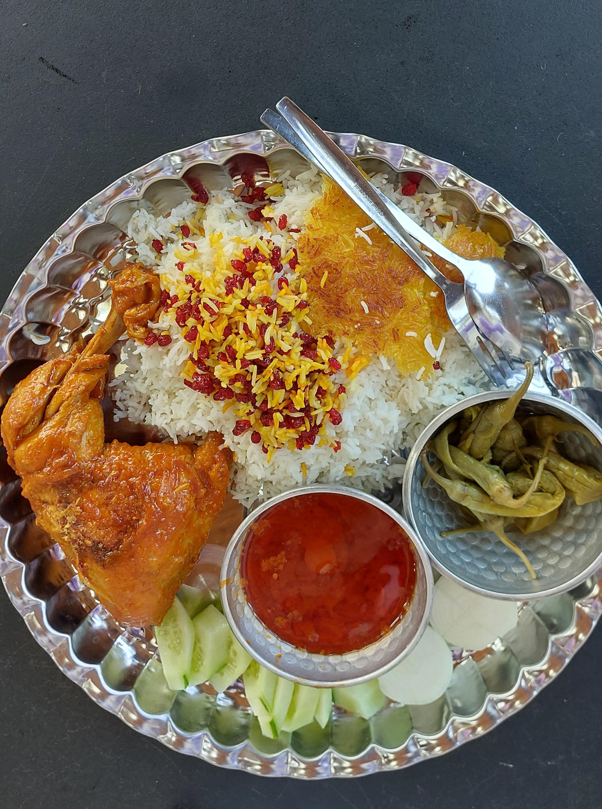 عکس آشپزخونه زعفرون