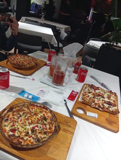 عکس رستوران می‌شف