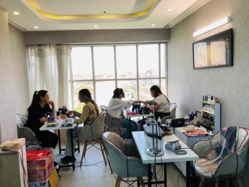 عکس سالن ناخن مهرو جمال‌زاده