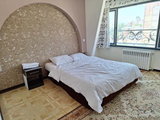 عکس هتل سپید