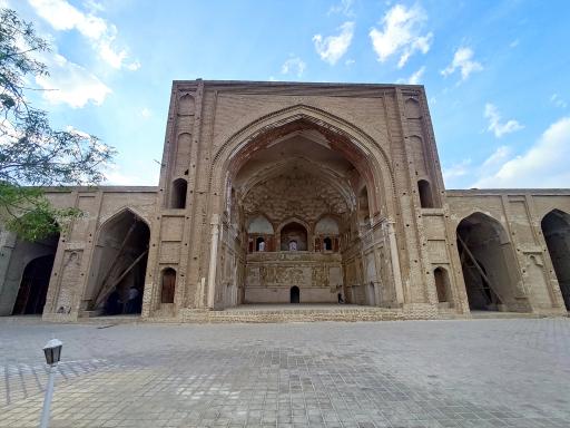 عکس مناره مسجد جامع تاریخی ساوه