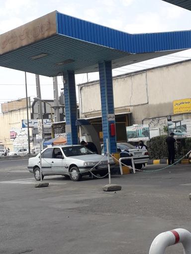 عکس پمپ بنزین و CNG