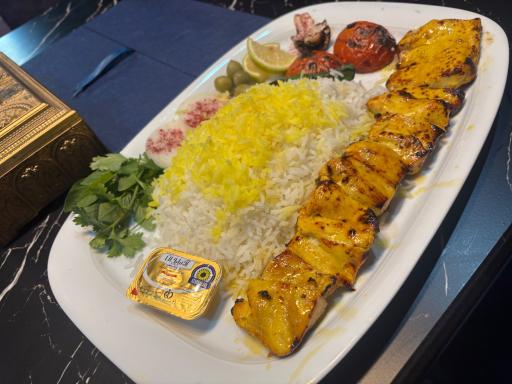 عکس مجتمع گردشگری و پذیرایی باغ تالار باران