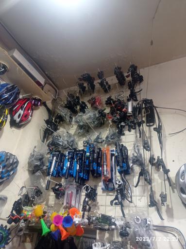 عکس دوچرخه فروشی نشاط