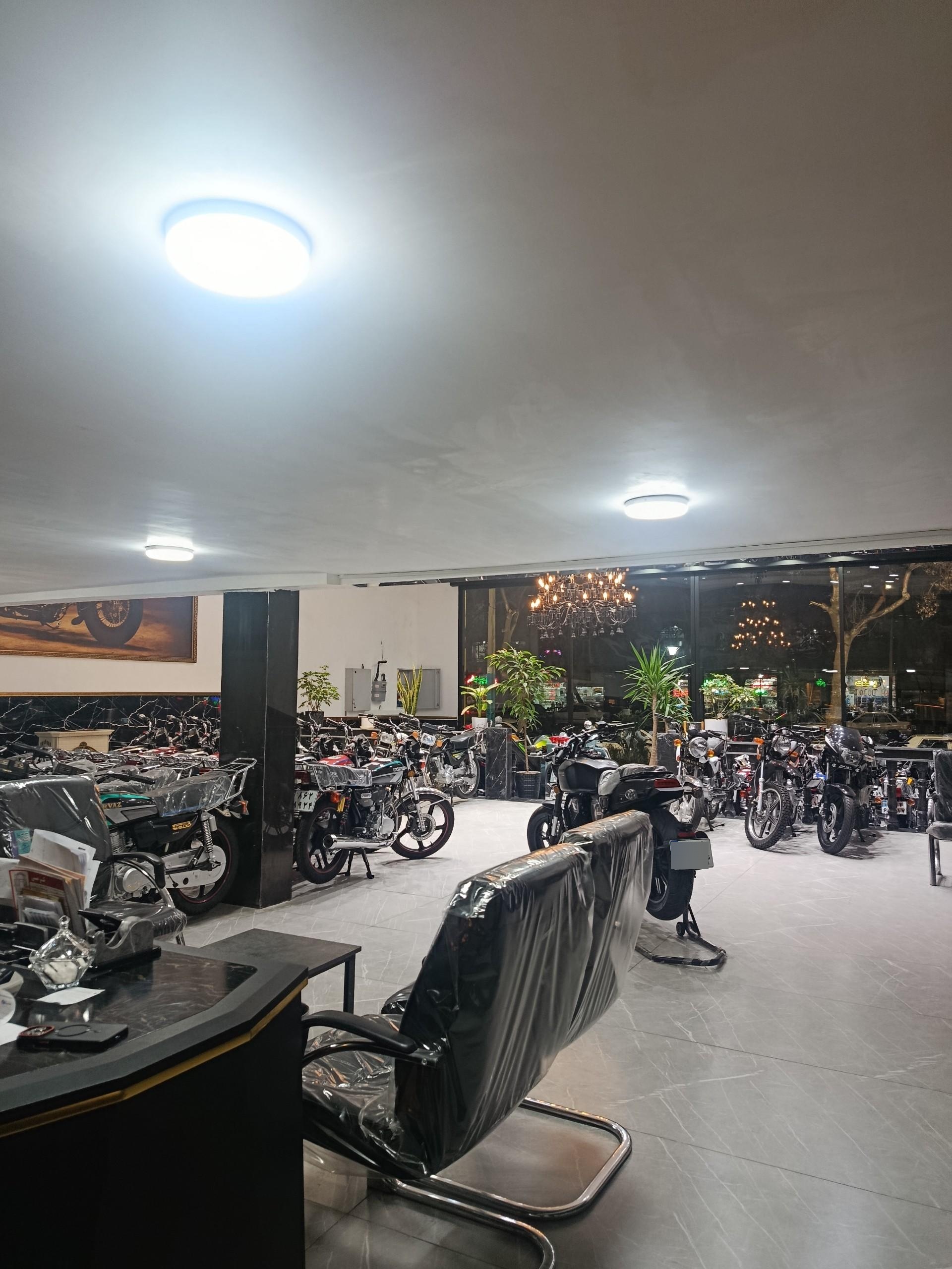 عکس موتور سیکلت لطفی