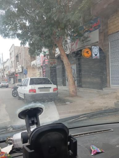 عکس تعمیرات لامپ ال ای دی و پروژکتور