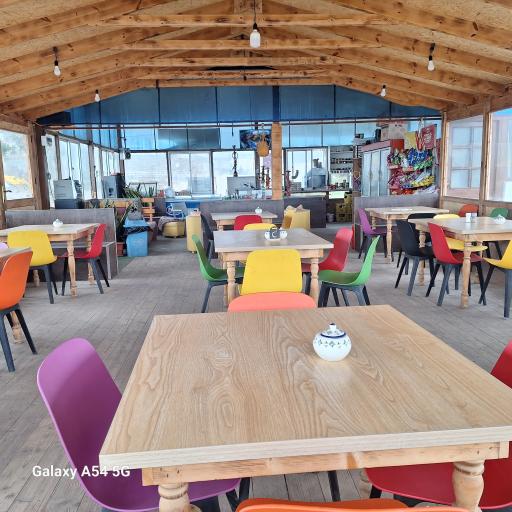 عکس مجموعه تفریحی ورزشی کافه رستوران مرجان