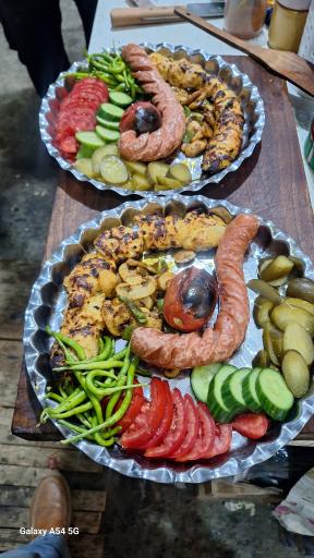 عکس مجموعه تفریحی ورزشی کافه رستوران مرجان