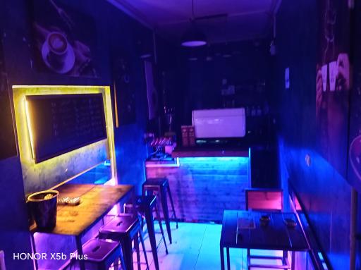 عکس کافه بردیا