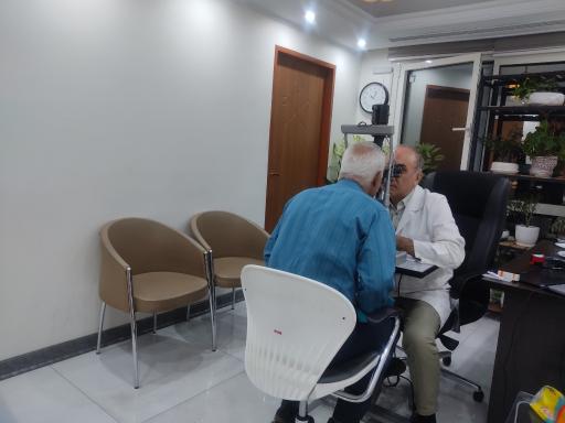 عکس کلینیک چشم دکتر حسام هاشمیان