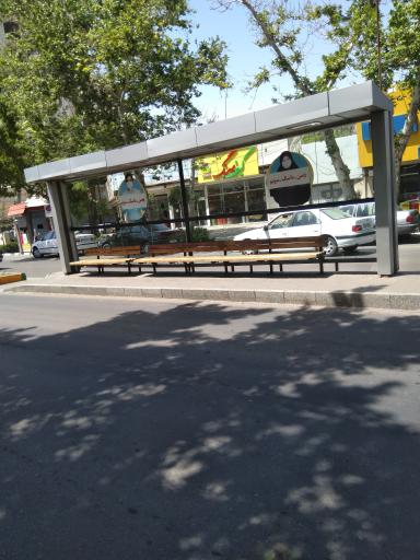 عکس ایستگاه اتوبوس میدان سعدی