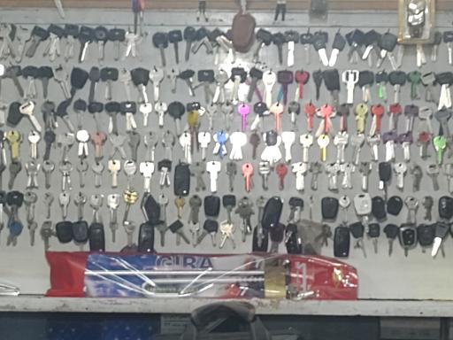 عکس قفل و کلیدسازی 110