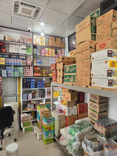 عکس عمده فروشی مواد غذایی سالاری