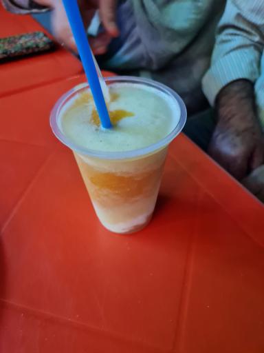 عکس کافه بستنی محبت