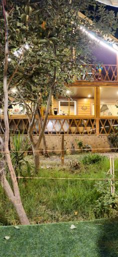 عکس رستوران دارچین