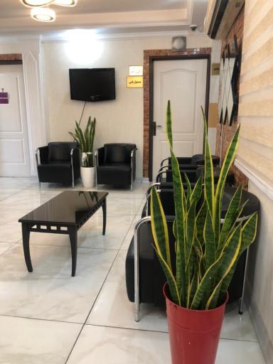 عکس کلینیک کاشت مو ایران زمین