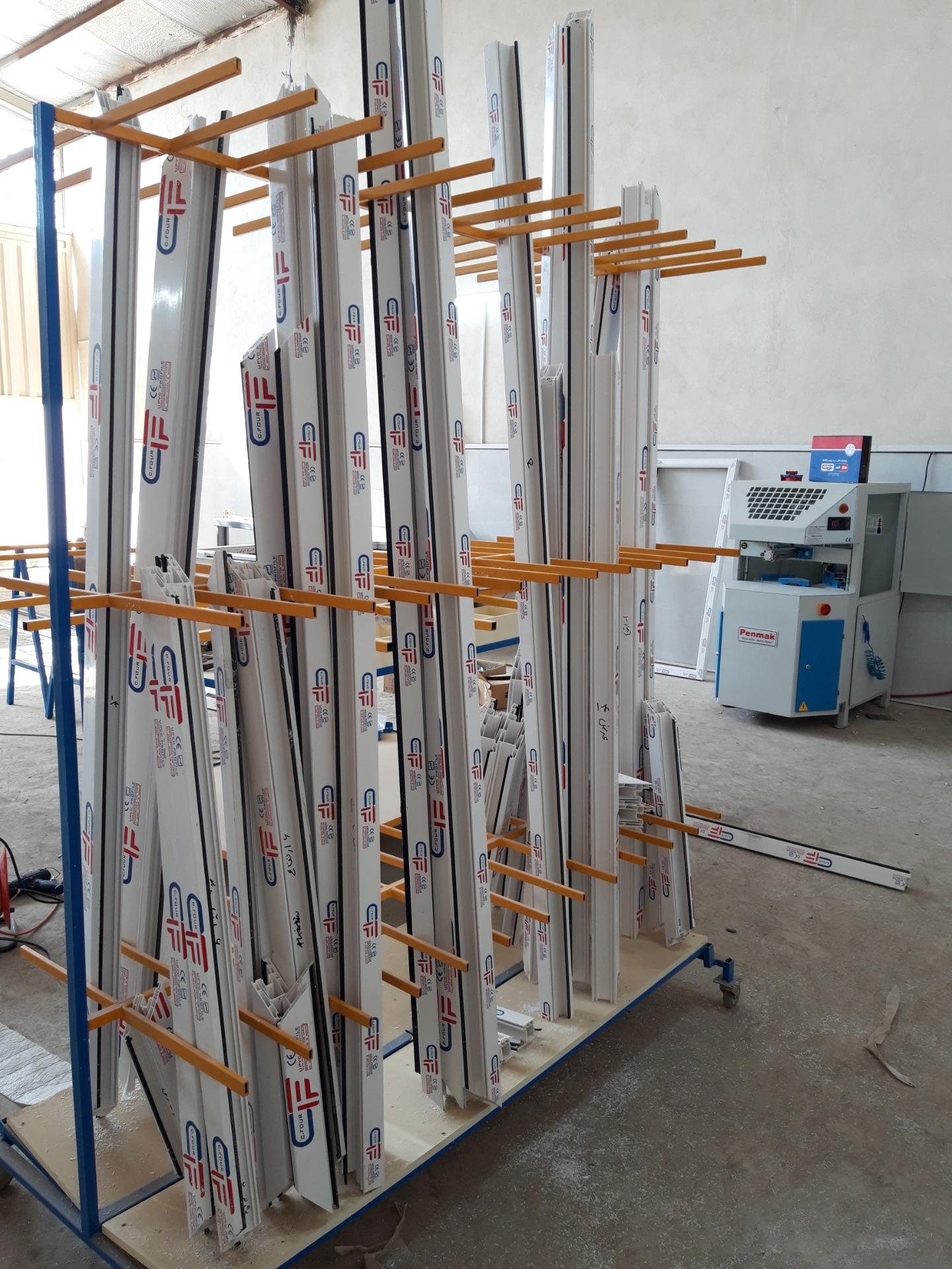 عکس درب و پنجره بختیاری