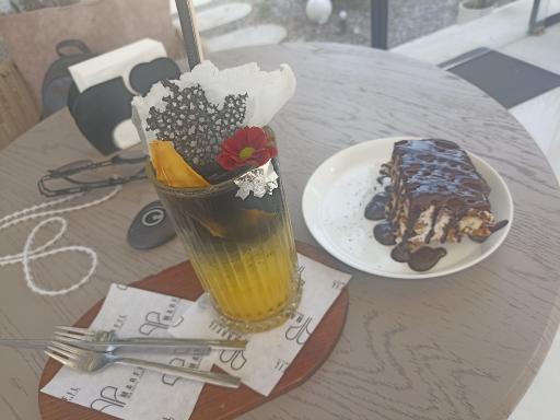 عکس کافه رستوران مارفیل