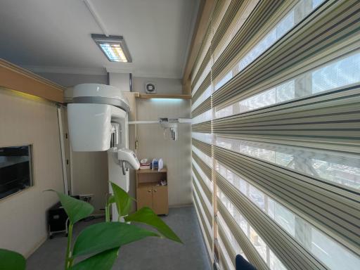 عکس رادیولوژی فک و صورت درخشان دکتر هادی حمیدی