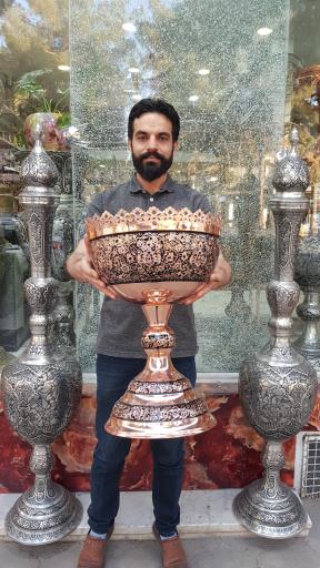 عکس صنایع دستی و قلمزنی فانوس اصفهان