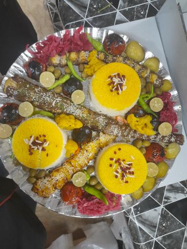 عکس رستوران باغ شهر 