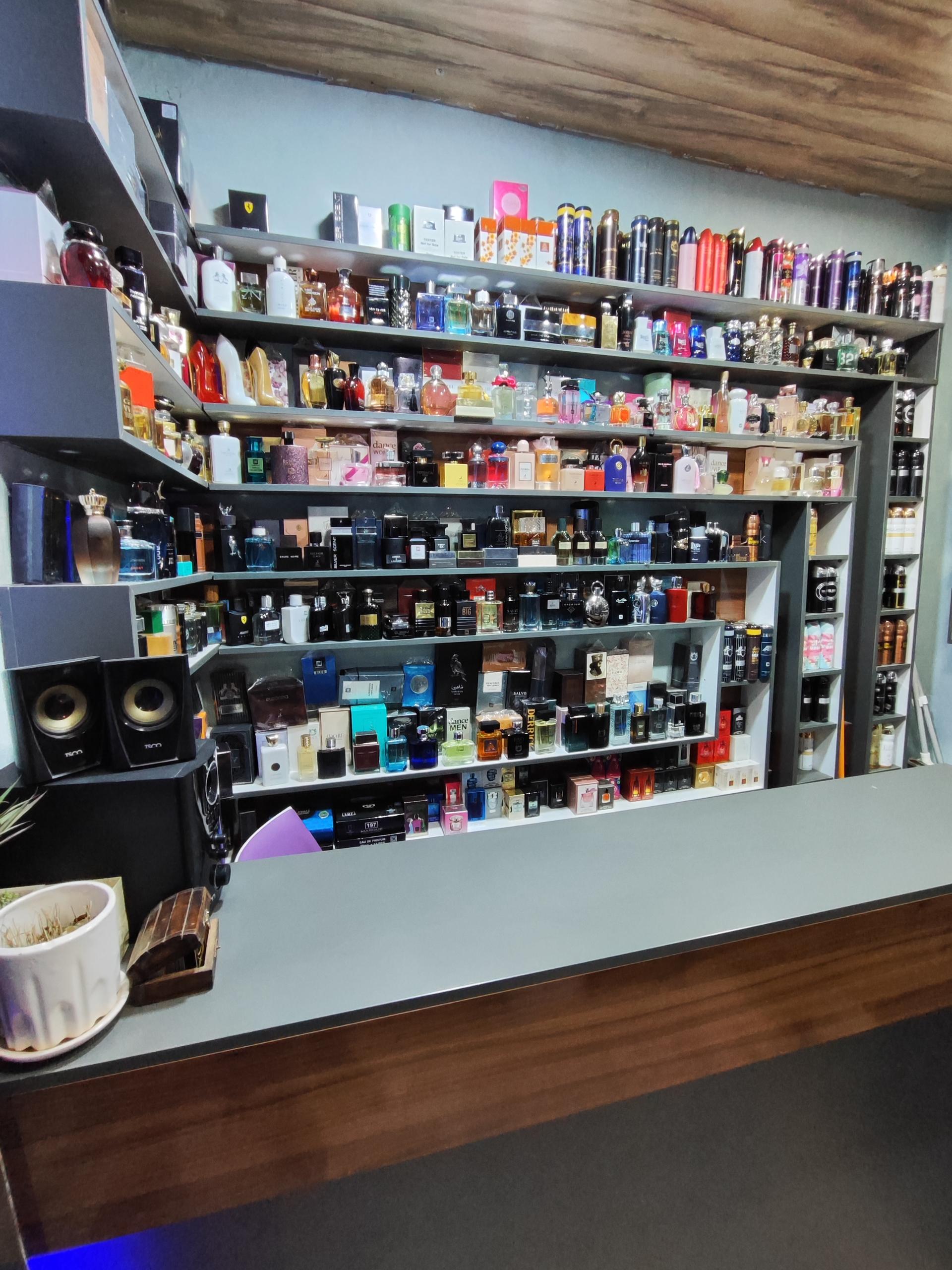 عکس فروشگاه عطر و ادکلن رابو پرفیوم