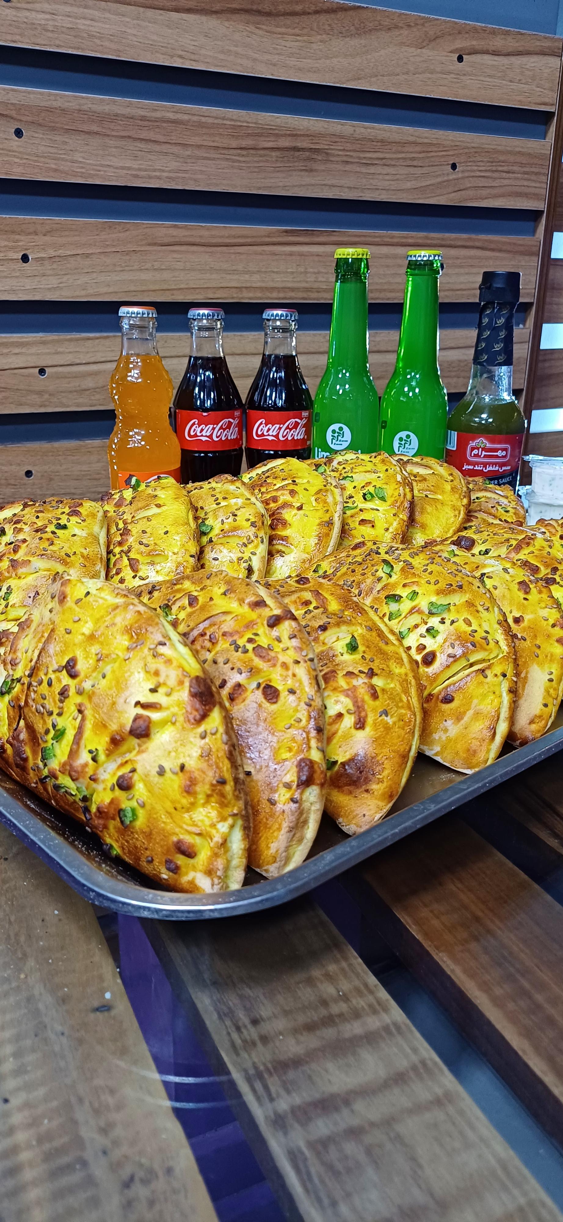 عکس فست فود پیراشکی چی