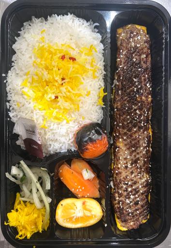 عکس تهیه غذای فاخر