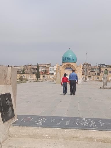 عکس مزار شهید نواب صفوی