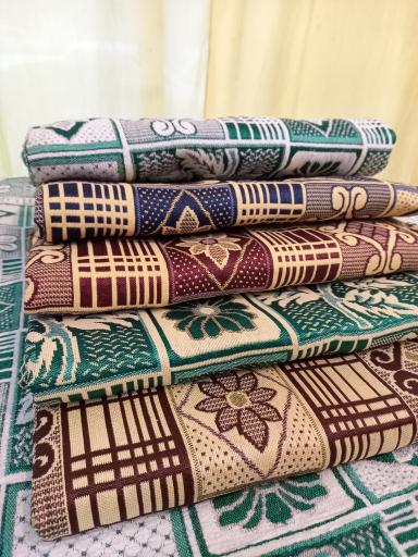 عکس فروشگاه روفرشی پلآس قم