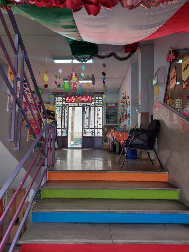 عکس مدرسه دخترانه دوره اول هیئت امنایی آزاده