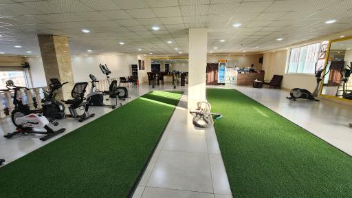 عکس باشگاه بدنسازی ستارگان