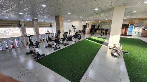 عکس باشگاه بدنسازی ستارگان