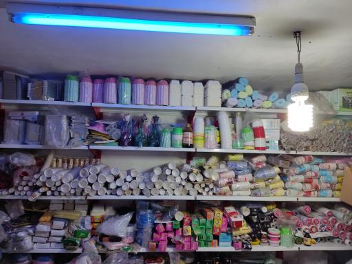 عکس سوپر مارکت دوستان (بیجانی)