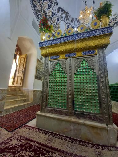 عکس حرم مطهر عبیدالله ابن علی صالح  بقعه چهل دختران