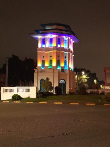 عکس برج دیده‌بانی