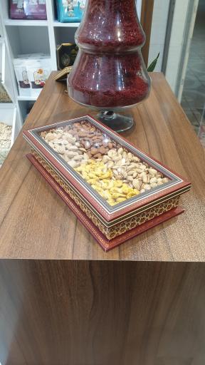 عکس زعفران و آجیل باراد