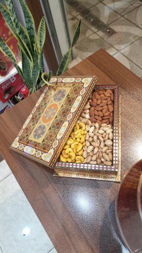 عکس زعفران و آجیل باراد