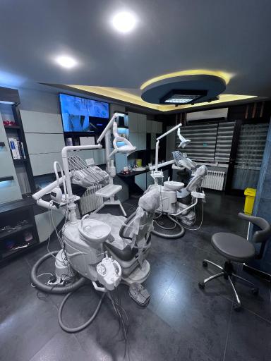 عکس کلینیک دندان پزشکی دکتر محرم پور