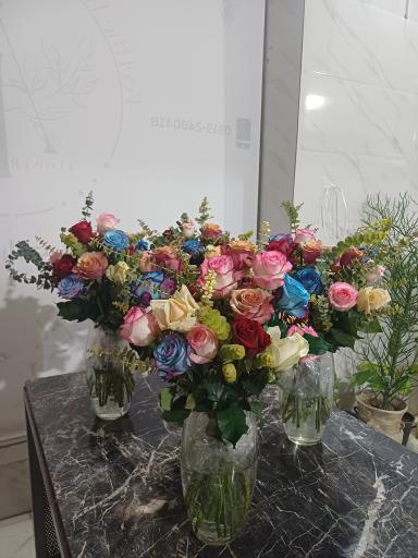 عکس گل فروشی آرا گل