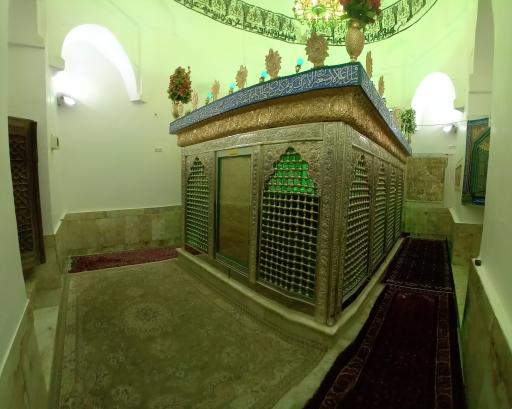 عکس حرم مطهر عبیدالله ابن علی صالح  بقعه چهل دختران